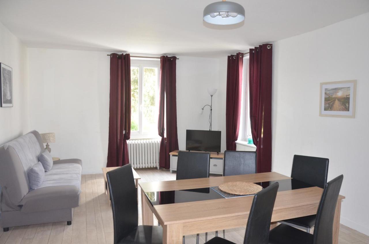 Au Bord De L'Eau Appartement 50 M2 Chambon-sur-Voueize Exteriör bild