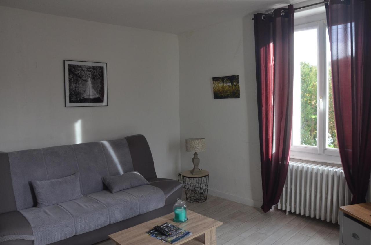 Au Bord De L'Eau Appartement 50 M2 Chambon-sur-Voueize Exteriör bild
